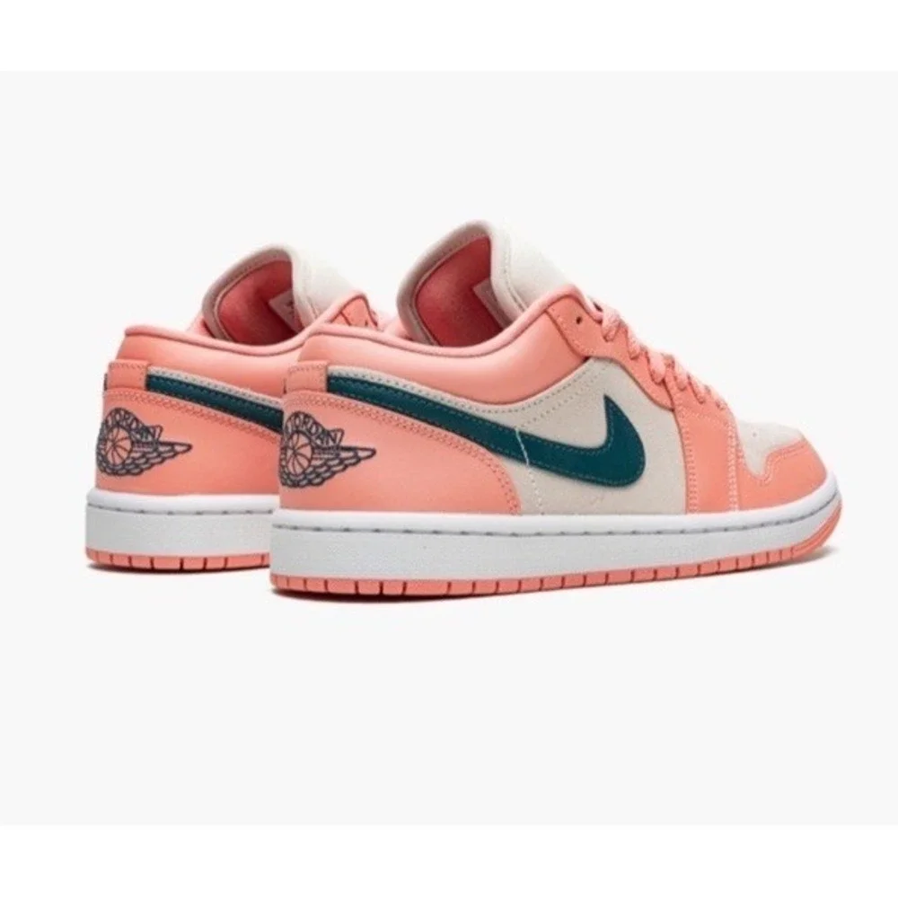 Nike Air Jordan 1 Low Light Madder Root Peach/Green DC0774-800 Women's Size 8.5